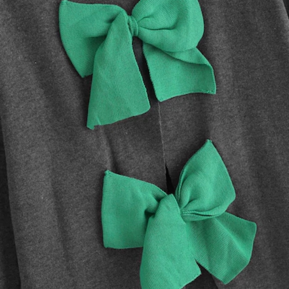 Slit Back Bow Sweater Pullover - Picture 4 of 5